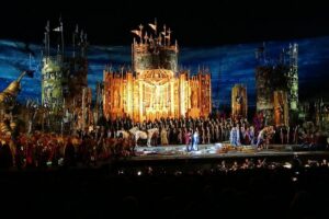 Arena di Verona Opera Ticket Package - The timed plan: meeting at 5:40 pm and starting at 18:00