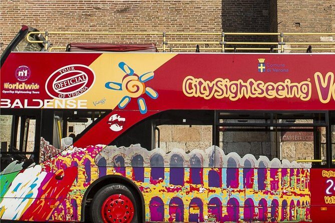 City Sightseeing Verona Hop-On Hop-Off Bus Tour - Route logic: how the two lines cover Verona without doubling your effort