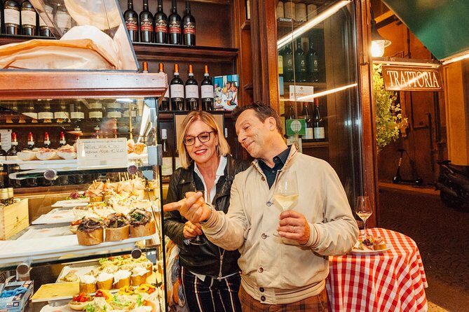 Drinks & Bites in Verona Private Tour - Meeting at Piazza Erbe and finding your rhythm fast