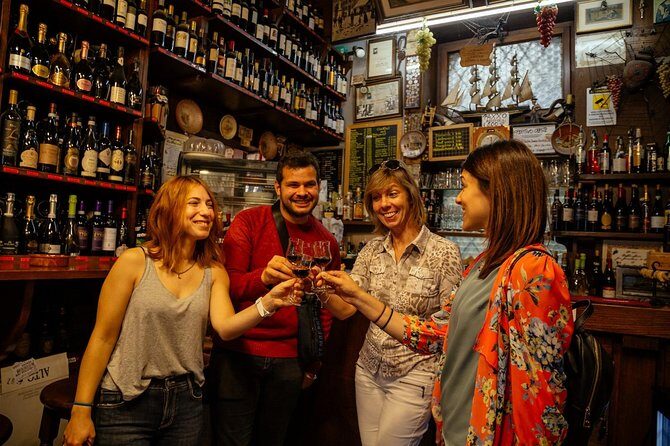 Drinks & Bites in Verona Private Tour - Stop 2: Casa di Giulietta and a white-wine stop with locals