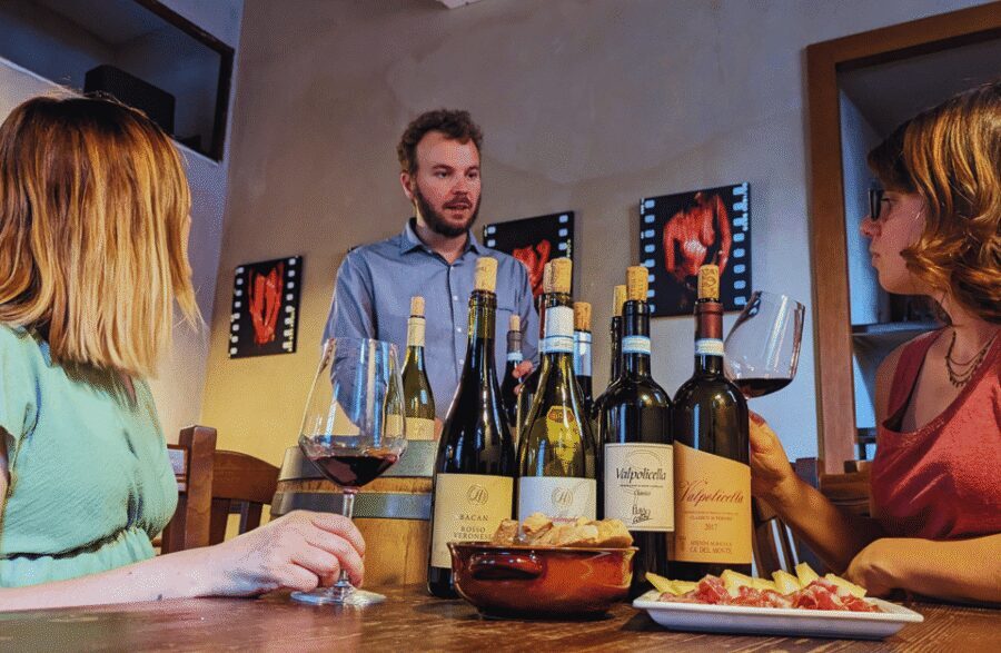 Easy Wine Tasting in Verona City Center - Pairings in Verona style: soppressa, cheeses, and pickled vegetables
