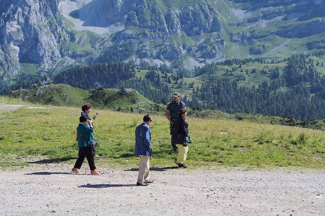 From Verona: Full-day Dolomites Mountains trip - Guide Style: What Chiara and Alessandro-Like Commentary Adds