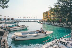 Lake Garda and Sirmione Tour from Verona - Stop 1 and Stop 2: arriving in Sirmione for the guided old town walk