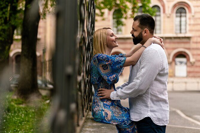 Romantic Photoshooting in Verona - Stop 2: Porta dei Leoni for Structure and “Old City” Character