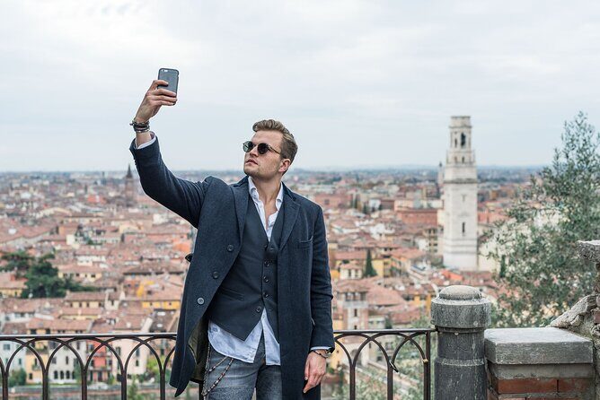 Romantic Photoshooting in Verona - Stop 3: Ponte Pietra for the Old Bridge Feel