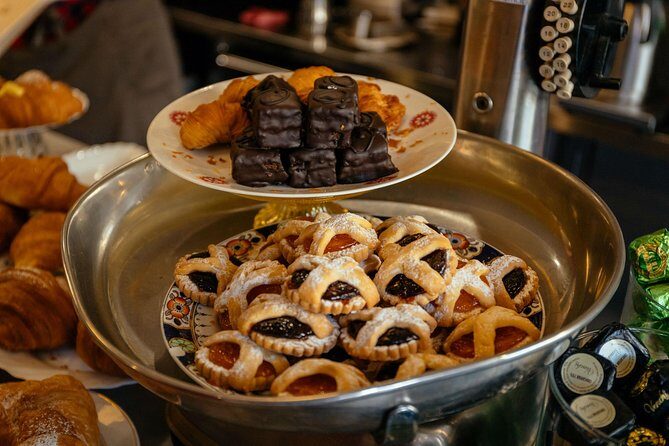 The 10 Tastings of Verona With Locals: Private Food Tour - Private Guide Perks: Better Stories, Better Timing, Better Questions