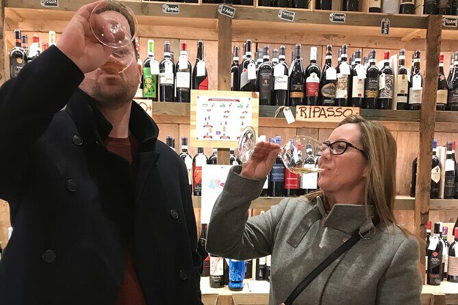 Unique Wine tasting in Verona, with Amarone docg - Food pairings that change what you taste (olive oil, salami, 12-year balsamic)