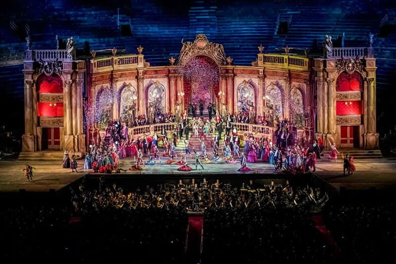 Verona: Arena di Verona Opera Ticket - How to plan your night after the 9:00–9:30 start