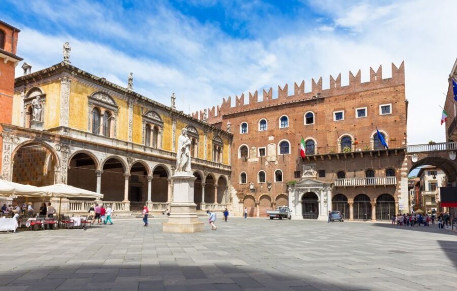 Verona: City Highlights Private Tour - Piazza dei Signori (Piazza Dante): power buildings and a university crowd vibe