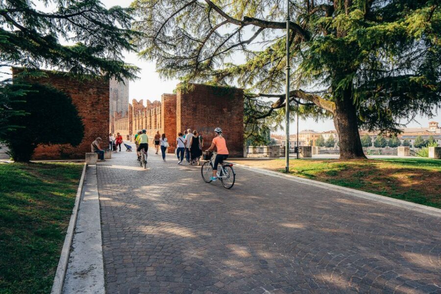 Verona: Classic and Hidden Gems Bike Tour - Weather, rain-or-shine, and what flexibility looks like