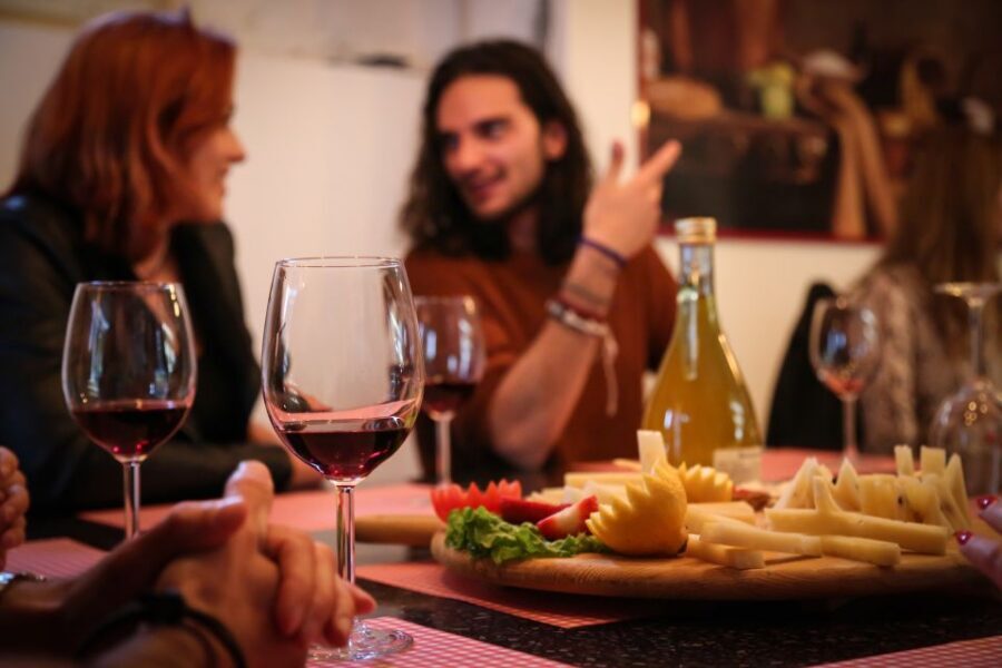 Verona: Classic Valpolicella Wine Tasting Experience - Inside the 1-Hour Flow: How the Tasting Actually Plays Out