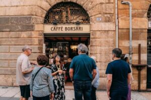 Verona: Food and Wine Tasting Walking Tour - Morning versus afternoon: the tasting vibe changes (and so does the ending)
