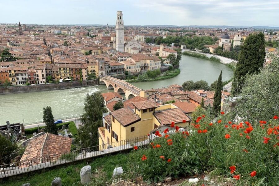 Verona: Highlights and Panorama Bike Tour - Verona by Bike: Why This 3-Hour Route Works