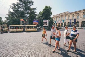 Verona Highlights Walking Tour in Small-group - Castelvecchio and Scaligero Bridge: medieval Verona in motion
