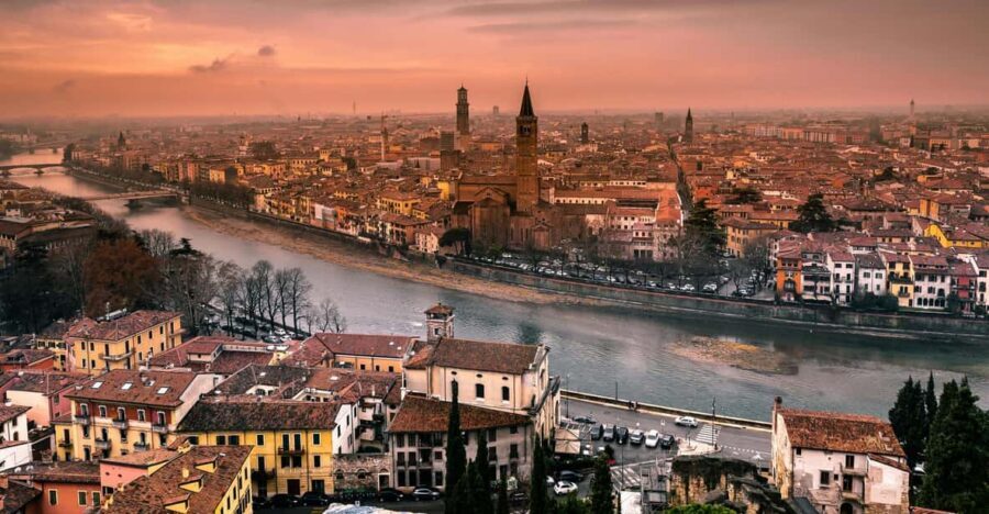 Verona: Interactive map for a self-guided tour. - Key highlights in plain terms