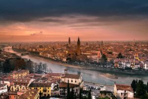 Verona: Interactive map for a self-guided tour. - How to use the map so you do not waste your vacation time
