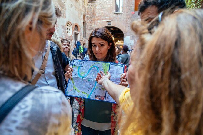 Verona Juliet's House & City PRIVATE TOUR with Ticket Included - Casa di Giulietta with fast-track entry: what to do once you’re inside