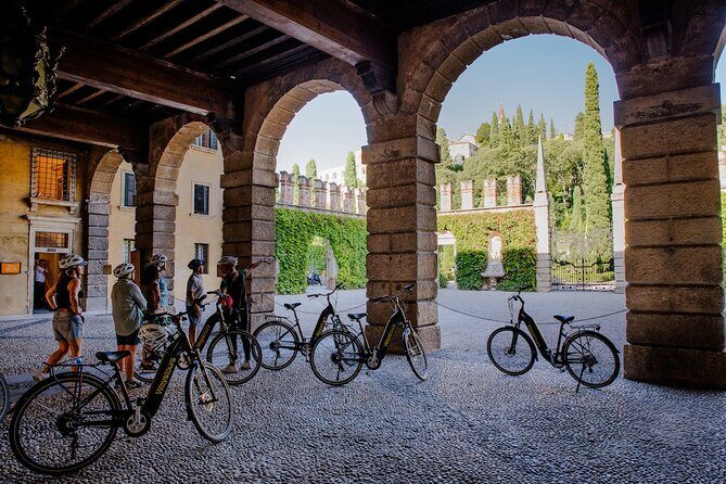 Verona Panoramic E-Bike tour with Lunch - Lunch at a traditional Osteria with Monte Veronese and regional wine