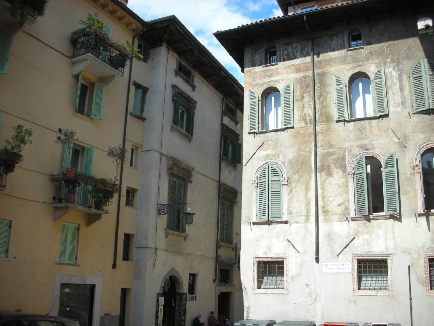Verona: Private 2-Hour Walking Tour - Porta Borsari: walking past a 3rd-century Roman gateway