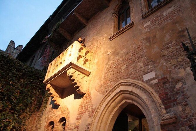 Verona Private Guided Walking Tour, Romeo & Juliet and More - Juliet’s house area: romance that’s easy to spot—and worth it