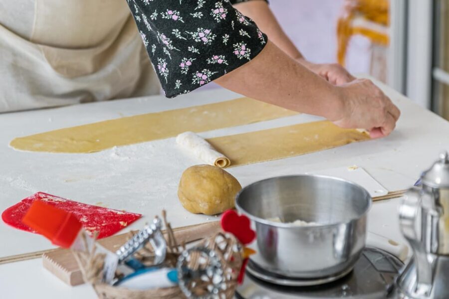 Verona: Prosecco and Pasta Making Class at a Local's Home - Veneto pasta techniques: three regional dishes and the little tricks
