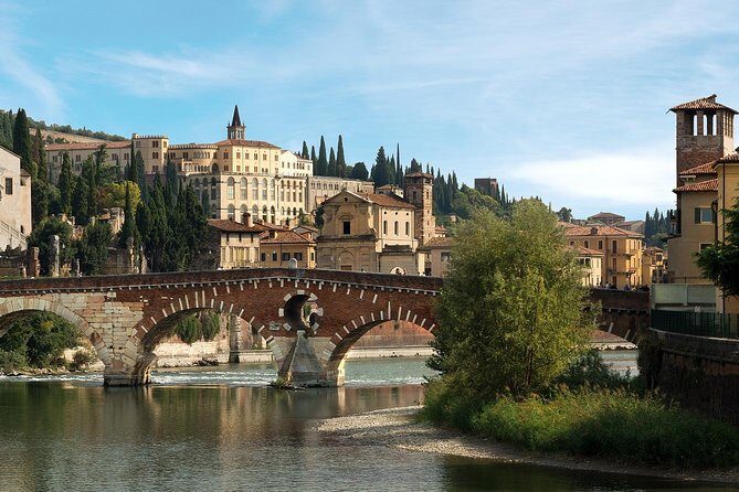 Verona Small Group Guided Walking Tour: Romeo & Juliet and More - Who this tour suits best