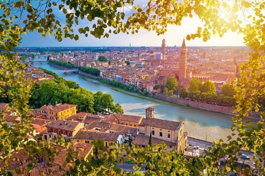 Verona: Small Group Guided Walking Tour with Arena Tickets - Verona in 3 Hours: how the route keeps you moving (without rushing)