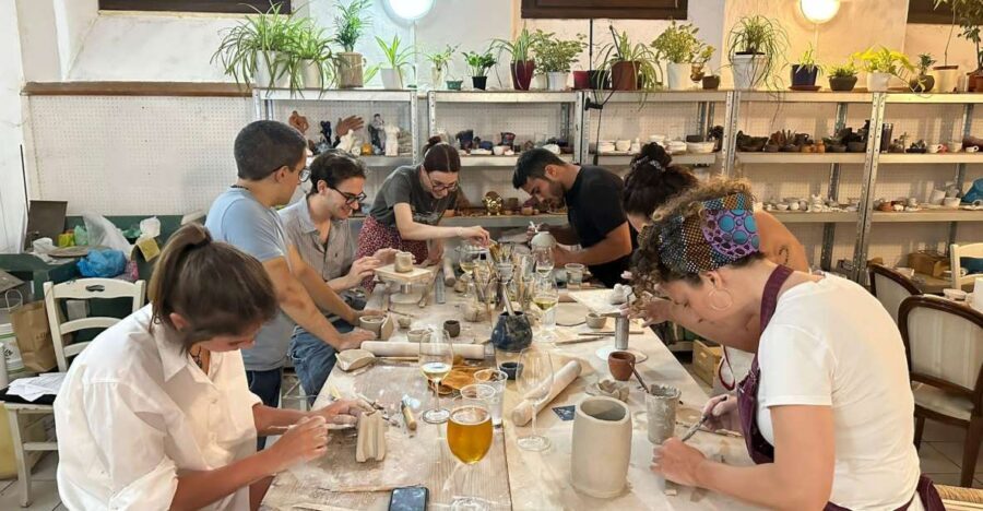 Wine and Pottery Workshop at Smart Lab Verona - SmArt Lab Verona: a creative studio with a wine pause