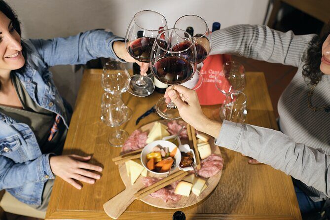 Wine Tasting near Juliet's House & Arena with Valpolicella - The pairing table: why salame and cured ham work so well here